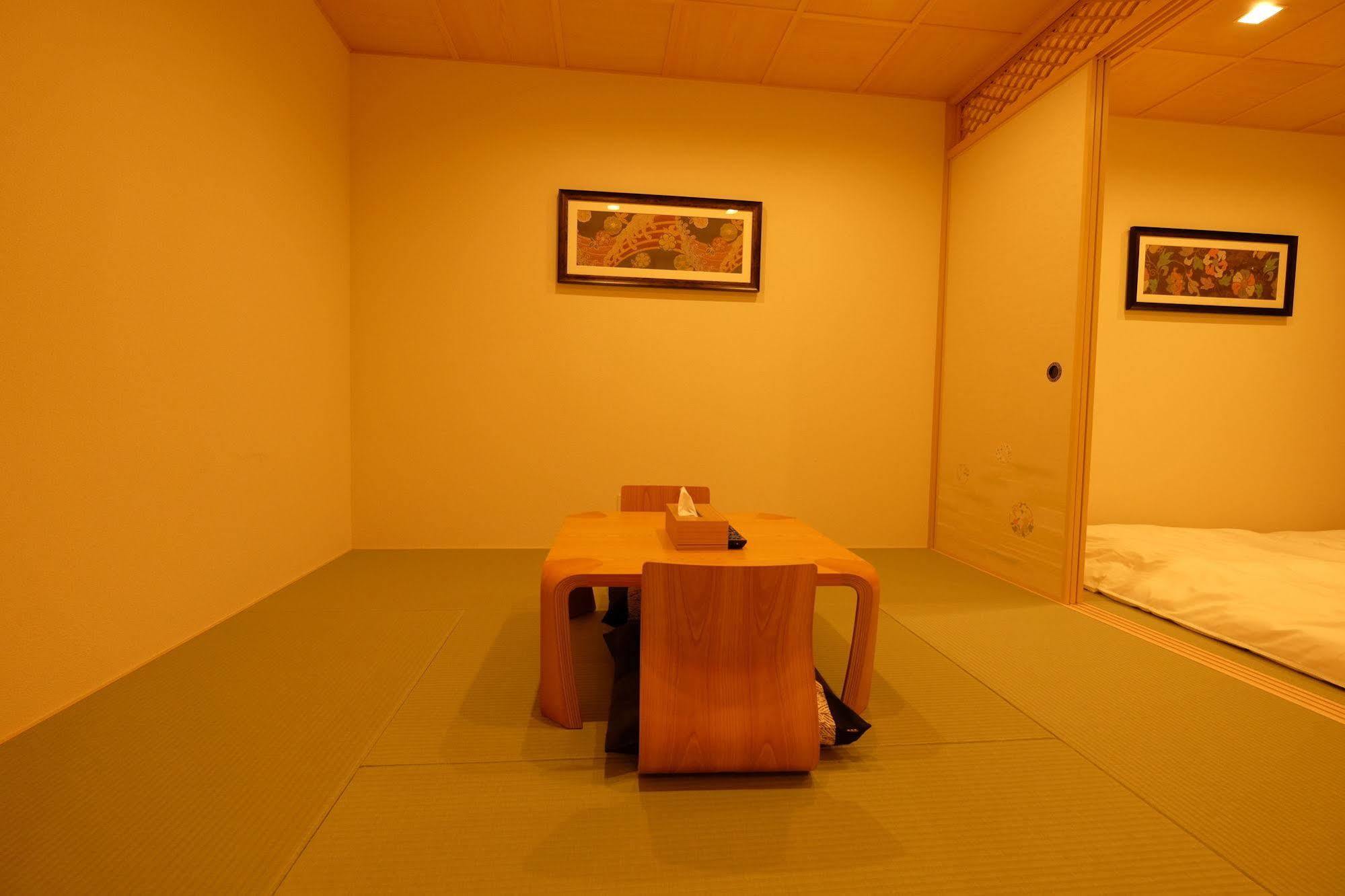 東心斎橋おおきにアパート Ookini Ryokan & Apartment Osaka Exterior foto
